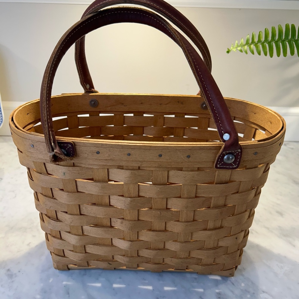 Longaberger Tote- 2003 authentic bag with blue and yellow check liner.